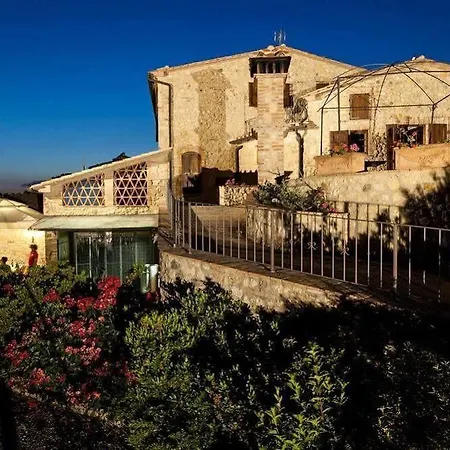 Castello Di Bucignano 3*
